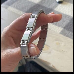 Men’s stainless steel Jewelry Bracelet with Interlocking Links